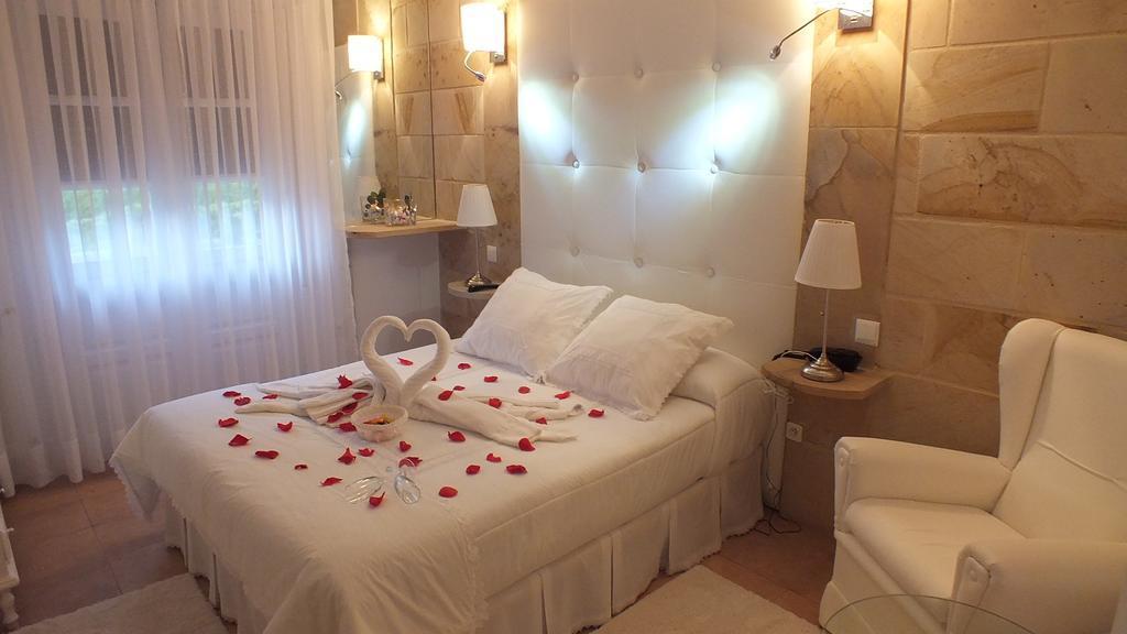 קומיאס Complejo Rural Spa Hosteria El Pomar מראה חיצוני תמונה